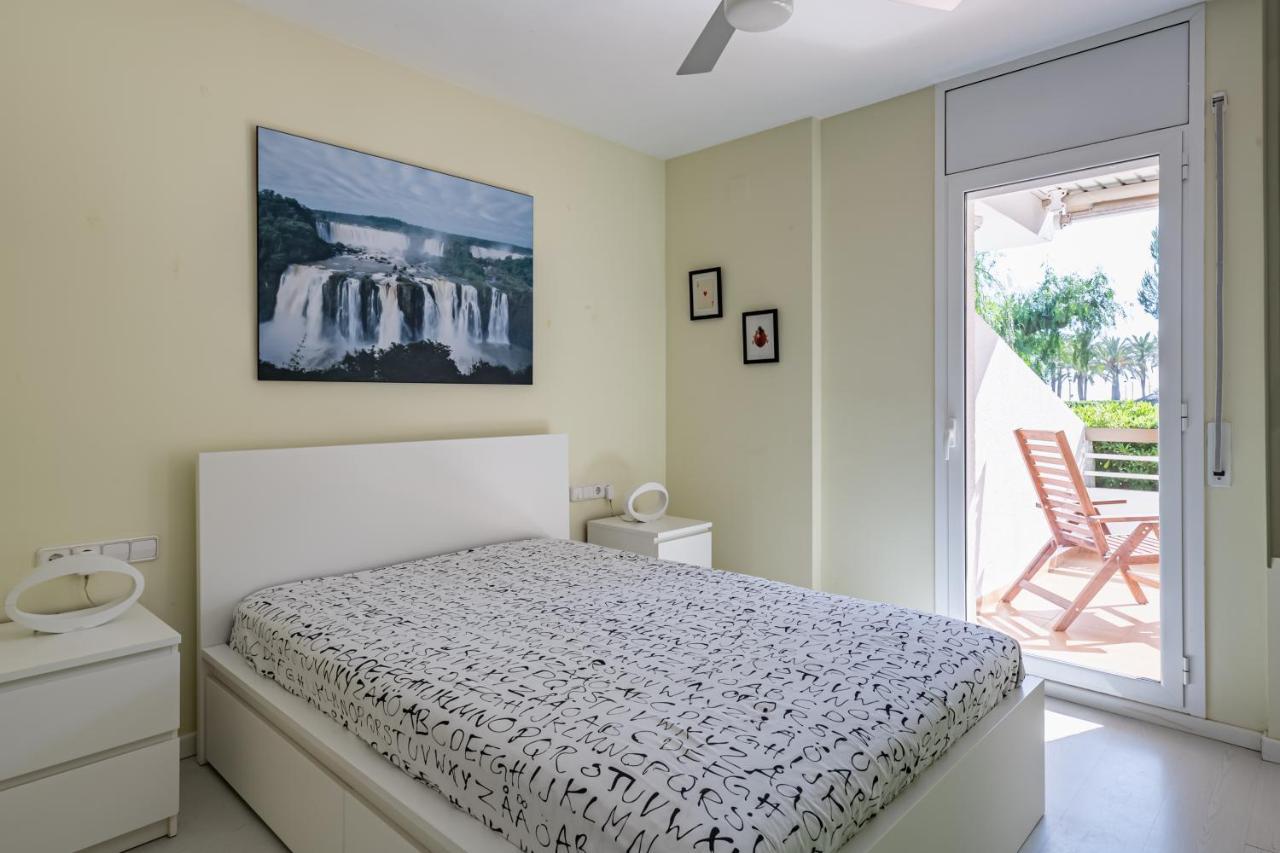 Apartamento Bahia Blanca Vilanova i la Geltrú Eksteriør billede